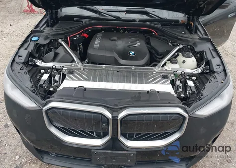 2025 BMW X3 30 xDrive z USA, uszkodzony, nr VIN 5UX53GP07S9038334